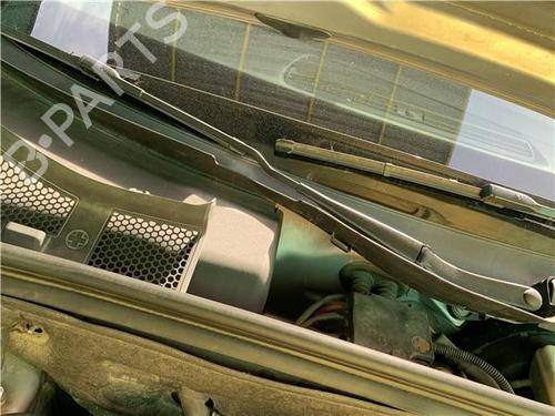 front-windshield-wiper-arm-audi-a4-b8-avant-8k5-2007-2008-2009-2010-2011-2012-2013-2014-2015-2016-2017-32418354 main image