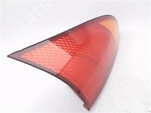Used Right taillight FORD FOCUS I (DAW, DBW) [1998-2009]  28095865
