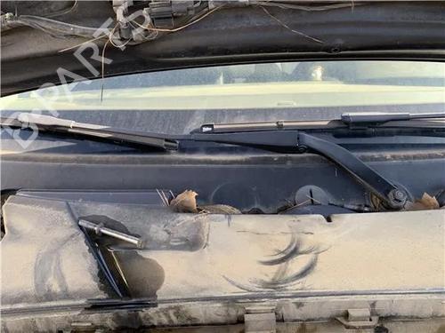 front-windshield-wiper-arm-bmw-1-e87-2003-2004-2005-2006-2007-2008-2009-2010-2011-2012-2013-24313519 main image