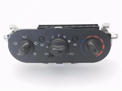 Used Climate control RENAULT TWINGO II (CN0_) 1.2 16V (CN04, CN0B) (75 hp) 30555335