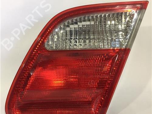 Used Right tailgate light MERCEDES-BENZ E-CLASS (W210) E 240 (210.062) (170 hp) 13401664