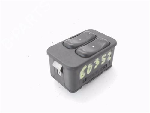 Used Left front window switch OPEL ASTRA G Hatchback (T98) [1998-2009]  28599600