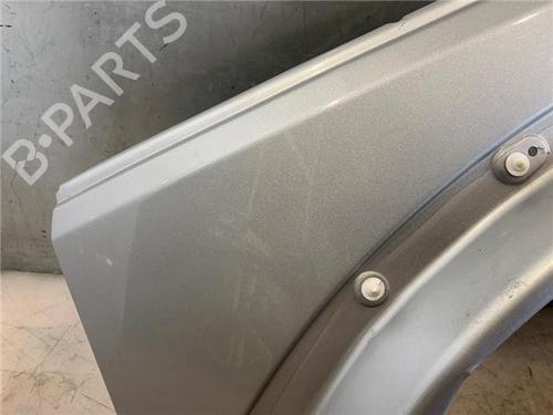 Left front fenders LAND ROVER DISCOVERY III (L319) 2.7 TD 4x4 | BP25977321C41 