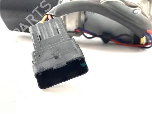 Front wiper motor NISSAN PRIMASTAR Van (X83) 1.9 dCi 100 | BP30412371M29