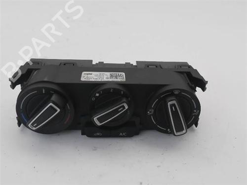 Used Climate control VW POLO V (6R1, 6C1) 1.2 TSI 16V (90 hp) 29260157