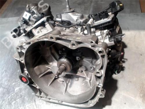 Gearbox PEUGEOT 3008 I MPV (0U_) 2.0 HDi Hybrid4 | BP22984215M3