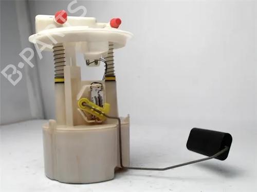 Used Fuel pump RENAULT CLIO II (BB_, CB_) [1998-2016]  12117452