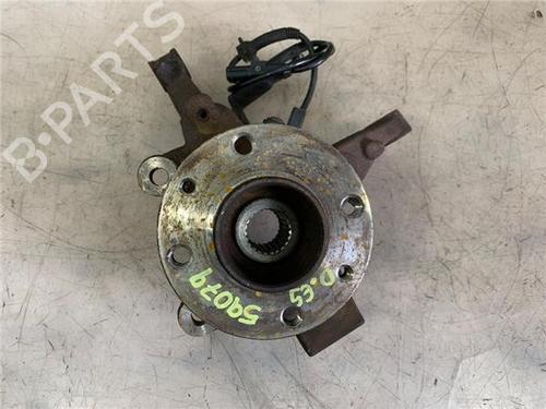 Used Left front steering knuckle DACIA SANDERO II 1.2 (75 hp) 17494846