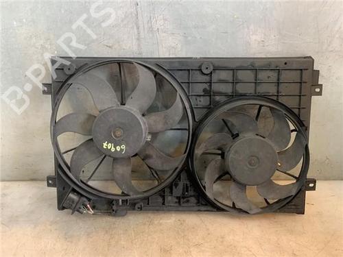 Used Radiator fan SEAT ALTEA (5P1) 1.9 TDI (105 hp) 31860225