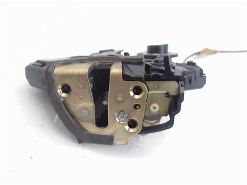 Serrure arrière gauche TOYOTA COROLLA Verso (ZER_, ZZE12_, R1_) 1.8 (ZNR11_, ZNR11R) (129 hp) 16403587
