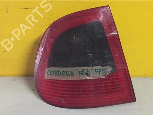 Used Left taillight SEAT CORDOBA (6K1, 6K2) 1.4 i (60 hp) 9759097