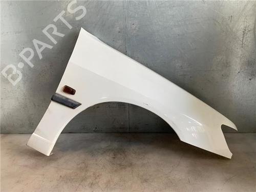 Forkjerm høyre PEUGEOT 306 Hatchback (7A, 7C, N3, N5) 1.6 (89 hp) 29616385