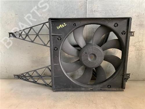 radiator-fan-skoda-fabia-ii-542-2006-2007-2008-2009-2010-2011-2012-2013-2014-32450978 main image