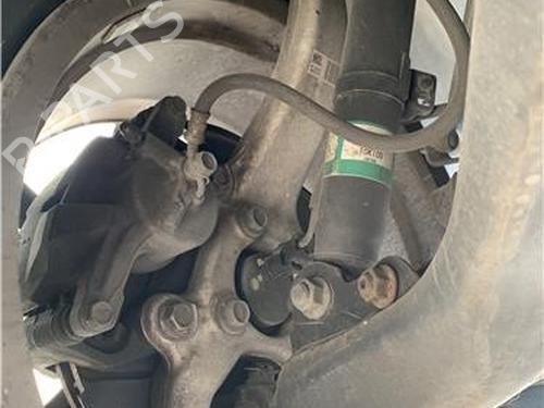 Left front steering knuckle LEXUS IS II (_E2_) 220d (ALE20) | BP32417265M25