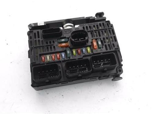 fuse-box-citroen-c4-coupe-la_-2004-2005-2006-2007-2008-2009-2010-2011-2012-2013-39453593 main image