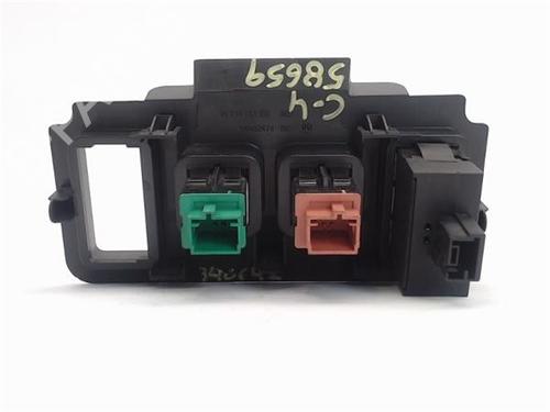 Switch CITROËN C4 II (NC_) 1.6 VTi 120 (NC5FS0, NC5FS9) | BP15383696I30