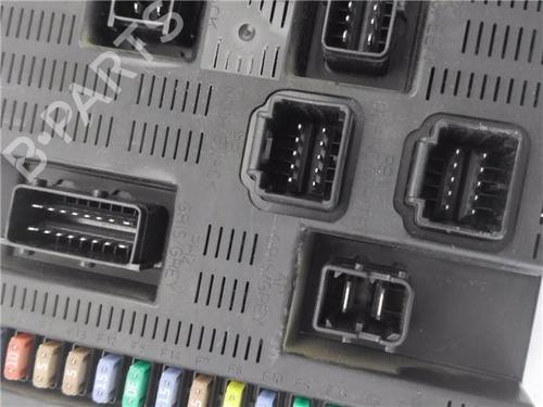 Fuse box PEUGEOT EXPERT Van (VF3A_, VF3U_, VF3X_) 2.0 HDi 120 | BP30277537E1 