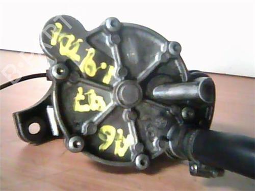 Used Vacuum pump AUDI A6 C4 Avant (4A5) [1994-1998]  13049102