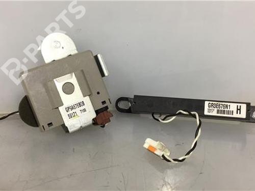 Used Comfort control module MAZDA 6 Hatchback (GG) [2002-2008]  9683647