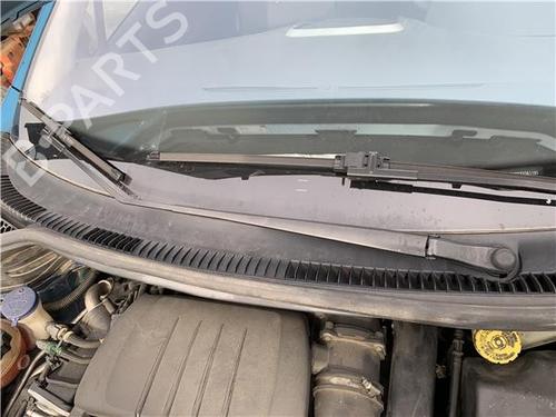 Front windshield wiper arm PEUGEOT 207 (WA_, WC_) 1.6 HDi | BP32393951C143 