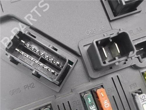 Fuse box PEUGEOT 206 CC (2D) | BP31860213E1