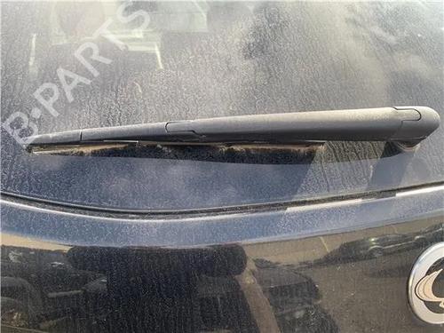 rear-windshield-wiper-arm-ssangyong-kyron-2005-2006-2007-2008-2009-2010-2011-2012-2013-2014-25378650 main image