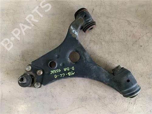 Used Right front suspension arm MERCEDES-BENZ A-CLASS (W169) A 150 (169.031, 169.331) (95 hp) 24869456
