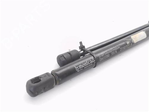 Tailgate lift support PEUGEOT 107 (PM_, PN_) 1.4 HDi | BP29023431C138
