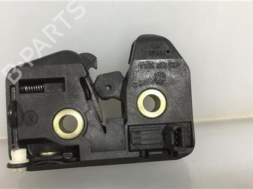 Tailgate lock VW POLO (6N2)  | BP9685472C101 