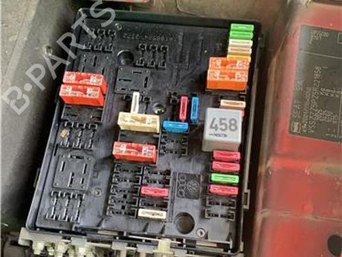 Fuse box SEAT ALTEA (5P1) 2.0 TDI 16V | BP33222484E1 - Image 2