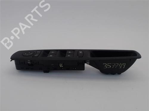 Used Switch RENAULT SCÉNIC III (JZ0/1_) 1.5 dCi (106 hp) 24622428