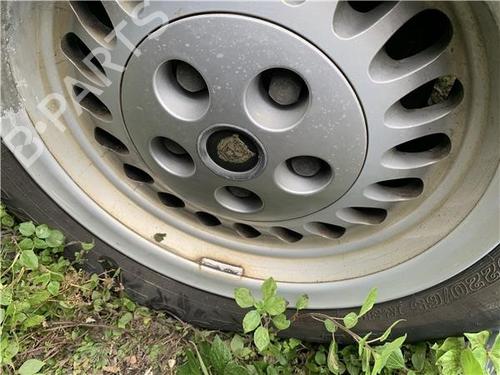 Used Right front steering knuckle JAGUAR XJ (XJ40, XJ81) [1986-1995]  32419074