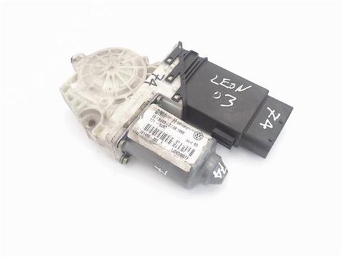Rudehejsemotor forskærm venstre SEAT LEON (1M1) [1999-2006]  14343383