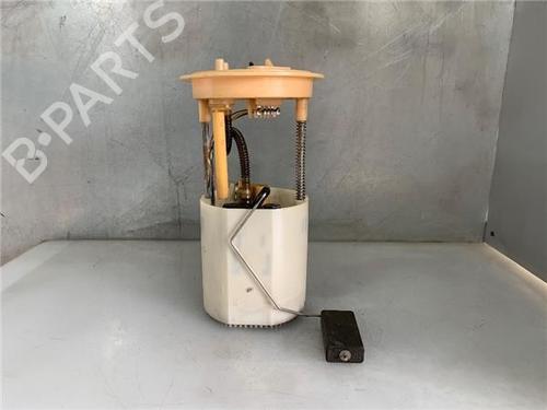 Used Fuel pump Fuel pump SEAT LEON (1P1) 1.6 TDI (105 hp) 33220428 33220428