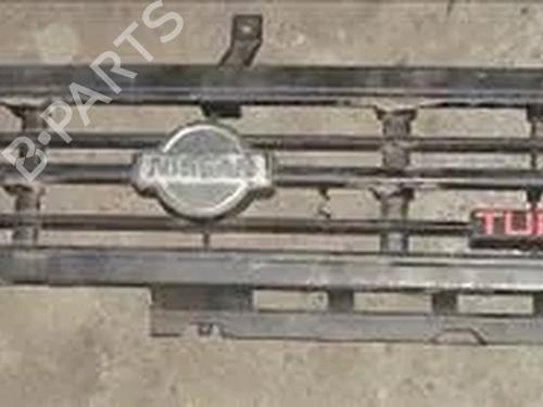 Used Grille NISSAN TERRANO I (WD21) 2.7 TD 4WD (LBYD21) (99 hp) 10077535