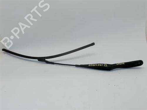 Used Front windshield wiper arm VOLVO C30 (533) 2.0 D (136 hp) 16311477