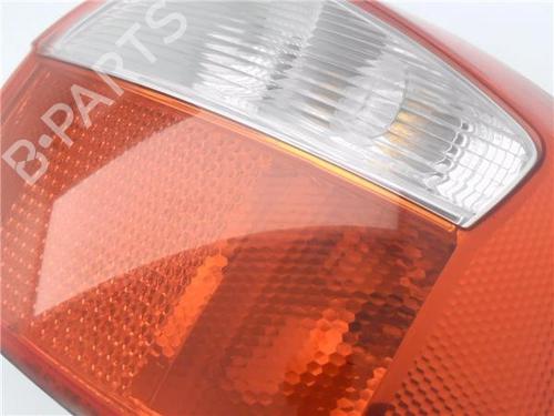 Right taillight AUDI A4 B6 (8E2) 1.9 TDI | BP32271943C35 