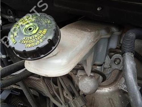 Used Brake master cylinder Brake master cylinder MERCEDES-BENZ B-CLASS Sports Tourer (W246, W242) B 200 CDI (246.201) (136 hp) 29280878 29280878