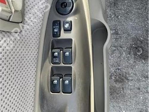 Left front window switch HYUNDAI TUCSON (JM) 2.0 | BP37473744I27 - Image 2