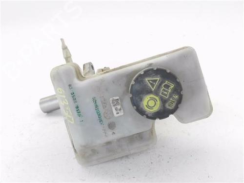 Brake master cylinder SEAT ATECA (KH7, KHP) 1.5 TSI | BP37261091M77 - Image 4