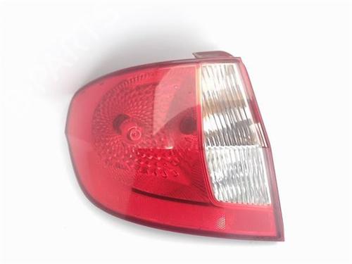 Used Left taillight HYUNDAI GETZ (TB) [2001-2011]  13043802