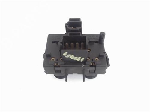 Switch MERCEDES-BENZ M-CLASS (W163) ML 320 (163.154) | BP16537537I30 