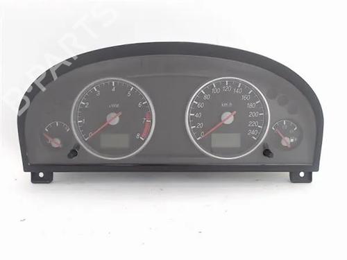 Used Instrument cluster FORD MONDEO III (B5Y) 1.8 16V (125 hp) 18411995