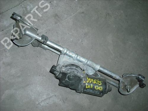 Used Front wiper motor TOYOTA YARIS (_P1_) [1999-2005]  12596309