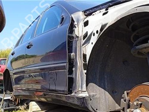 Used Right front door MERCEDES-BENZ C-CLASS (W203) C 200 CDI (203.004) (102 hp) 18335778