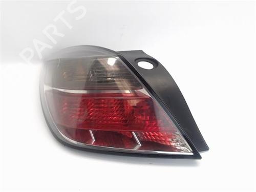 Used Left taillight OPEL ASTRA H GTC (A04) [2005-2010]  13900981