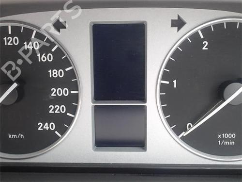 Used Fuse box CITROËN XM (Y3) [1989-1994]  13051905