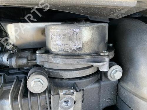 Pompe à vide BMW 3 (E90) 330 d (231 hp) 32418705