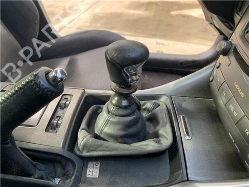 Gear lever LEXUS IS II (_E2_) 220d (ALE20) | BP32417271M90 