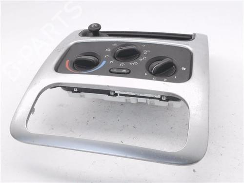 Climate control JEEP CHEROKEE (KJ) | BP31862323I5